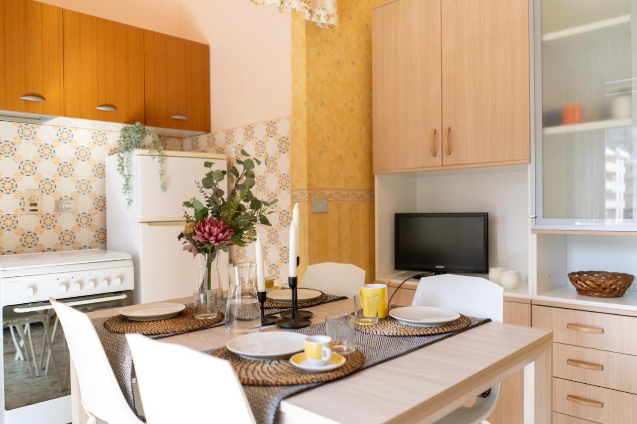 Pietra Ligure Downtown Convenience -Free Parking 아파트 외부 사진